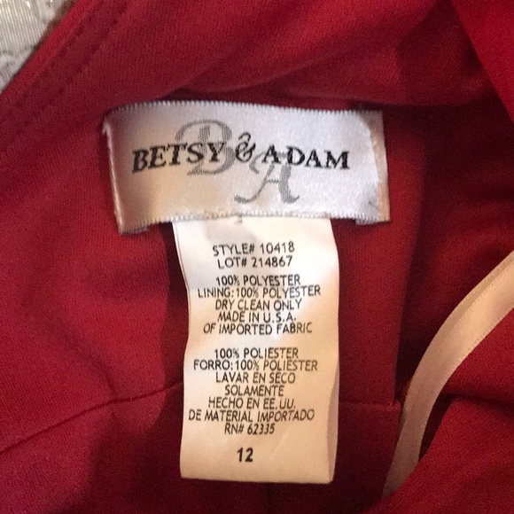 Red cocktail dress - Picture 4 of 4